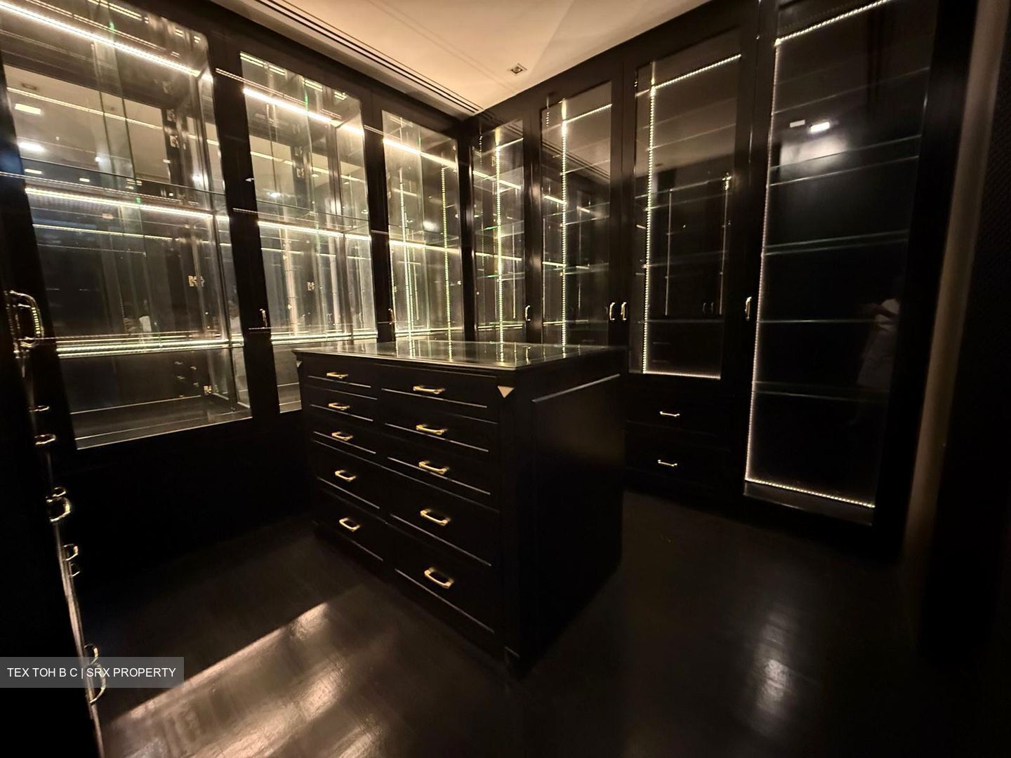 Saint Thomas Walk (D9), Apartment #600873341